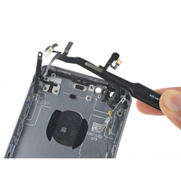 Замена верхнего компонентного кабеля iPhone 6s